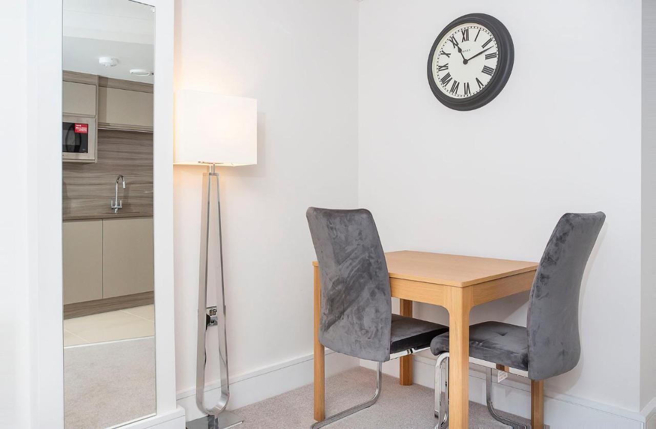Waters Edge At Cocoa Suites York Ngoại thất bức ảnh